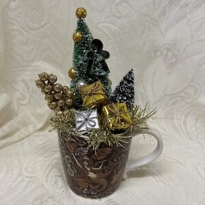 Vintage Starbucks Mermaid Mug With Christmas Tree Assemblage Display Gift